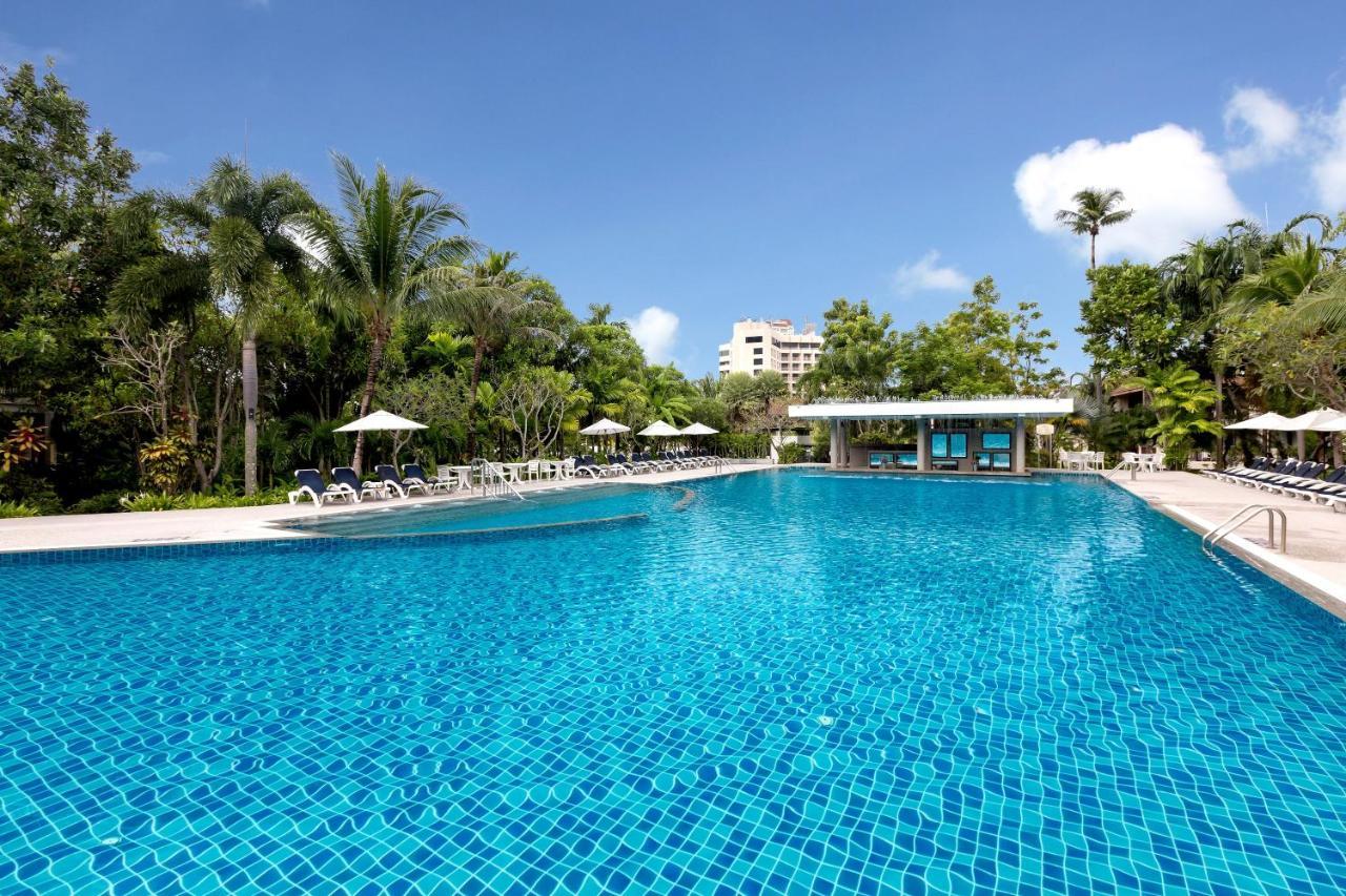 Centara Karon Resort Phuket - SHA Extra Plus Bagian luar foto